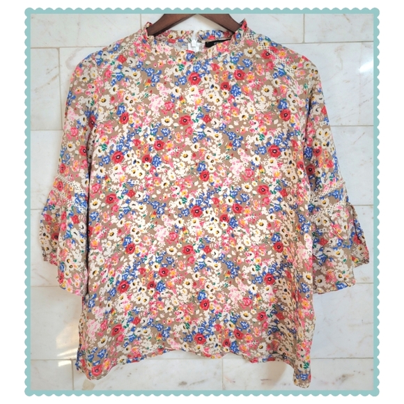 Madame Tops - Madame High Neck Floral Top